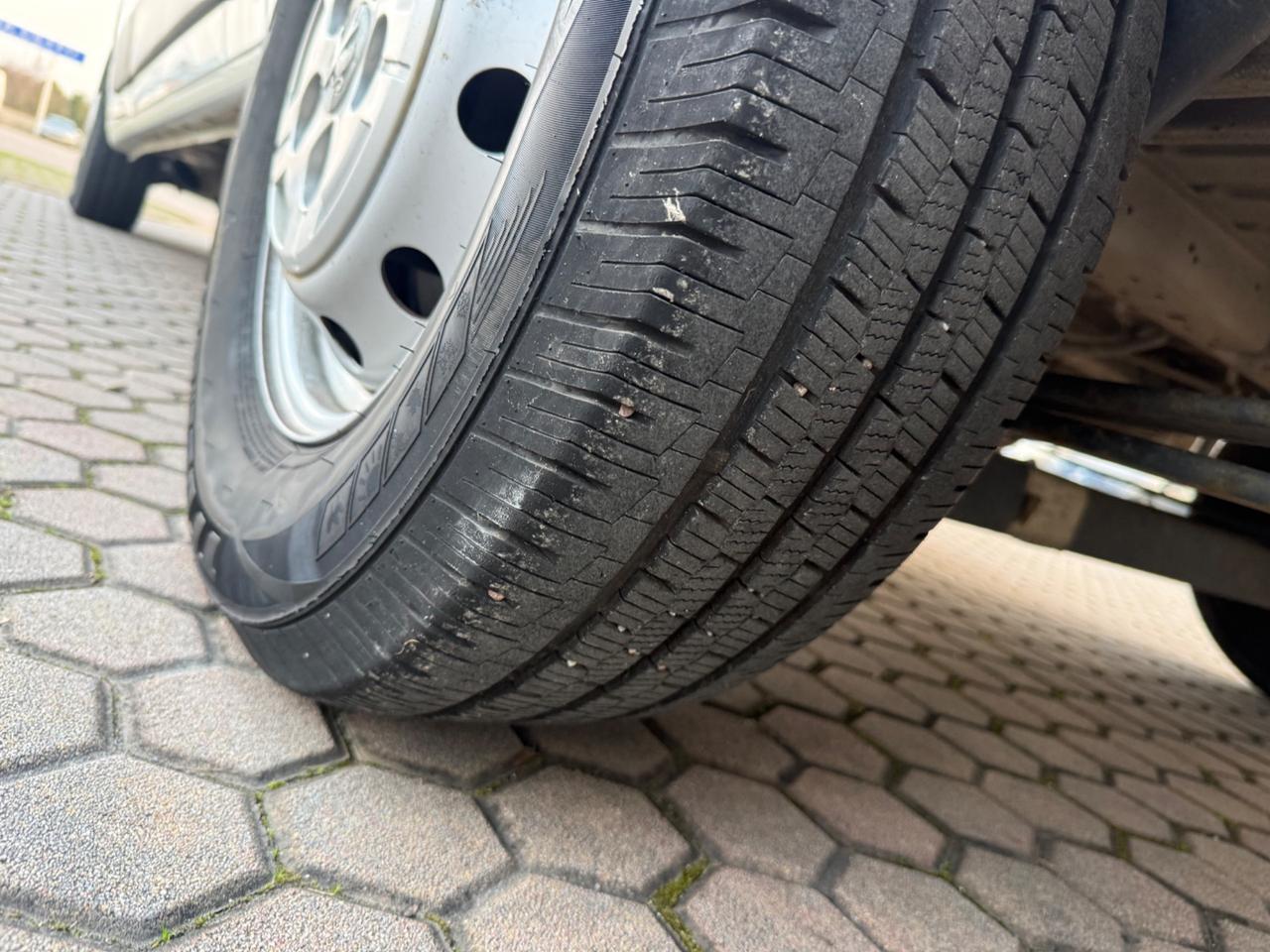 Peugeot Boxer 335 2.2 BlueHDi 140 S&S PC-TN Furgone