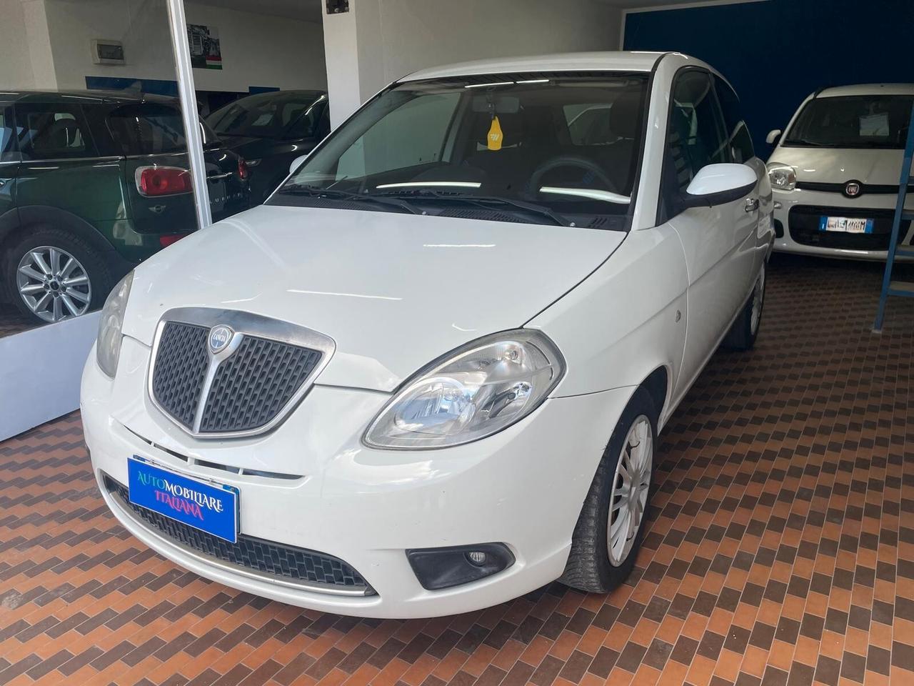 Lancia Ypsilon 1.4 Ecochic GPL