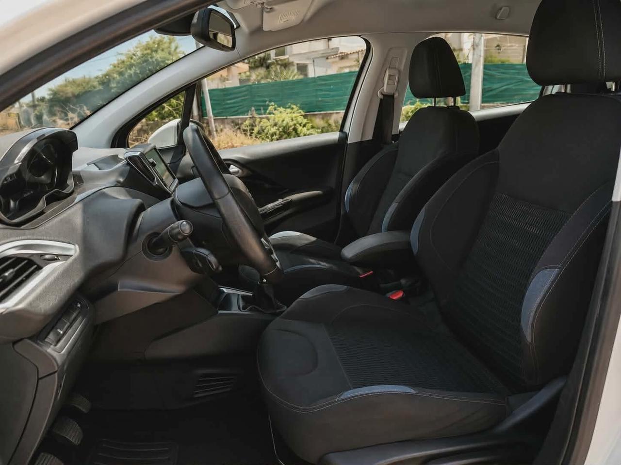 Peugeot 208 1.2 Benzina Allure – NUOVA