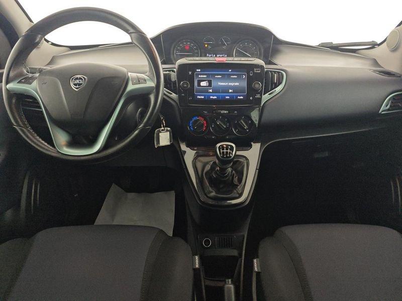 Lancia Ypsilon 1.0 FireFly 5 porte S&S Hybrid Gold Plus