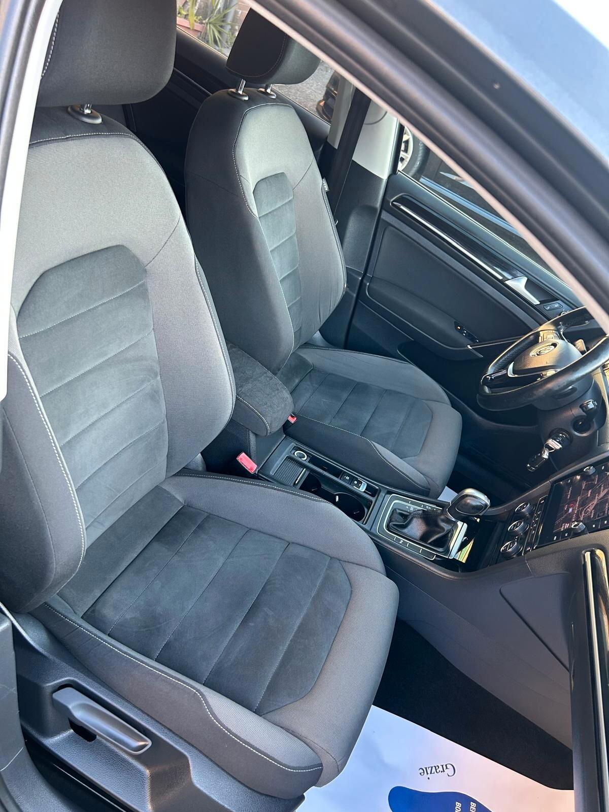 Volkswagen Golf 1.4 TGI DSG 5p. Executive BlueMotion INTERNO IN ALCANTARA