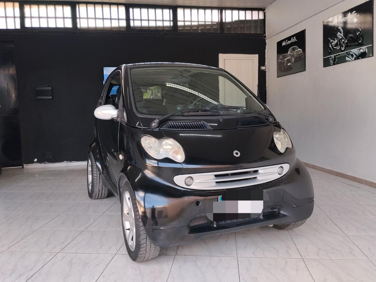 Smart ForTwo 700 automatica CON GARANZIA