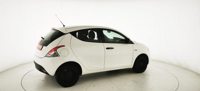 LANCIA Ypsilon 1.2 69 CV 5 porte GPL Ecochic Gold