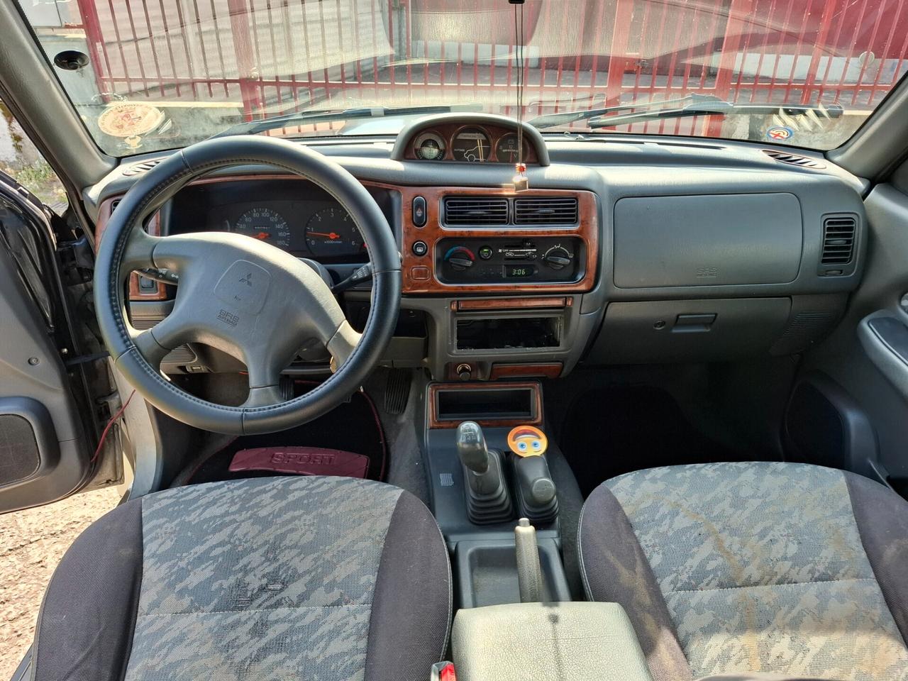 Mitsubishi L200 2.5 TDI 4WD Club Cab Pick-up GLS