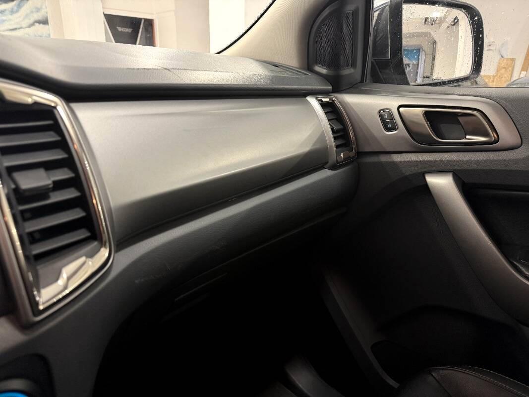 Ford Ranger Double Cab 2.2 tdci double cab Limited 160cv auto