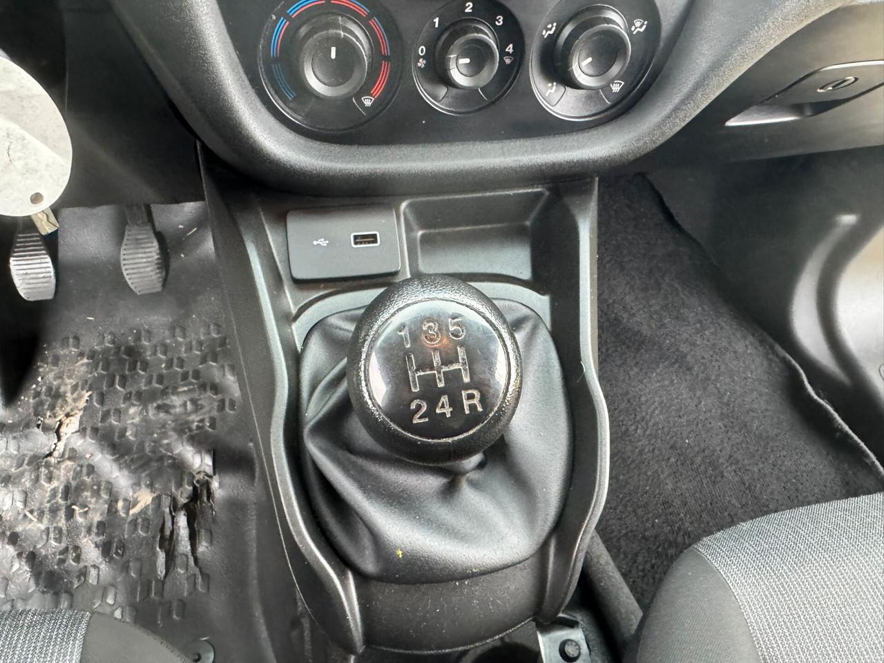 Fiat Doblo cargo 1.3 mjet 2019 SOLO 140.000 KM