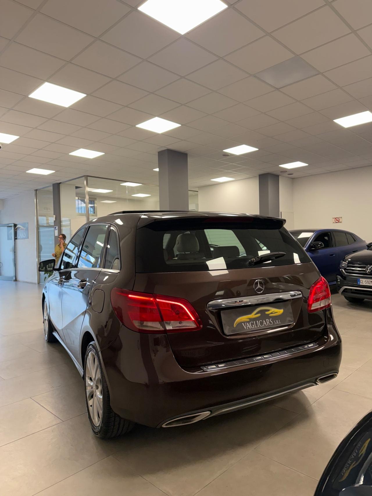 Mercedes-benz B 180 d Automatic Premium