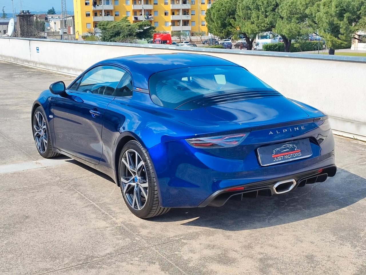 Alpine A110 L&amp;eacute;gende