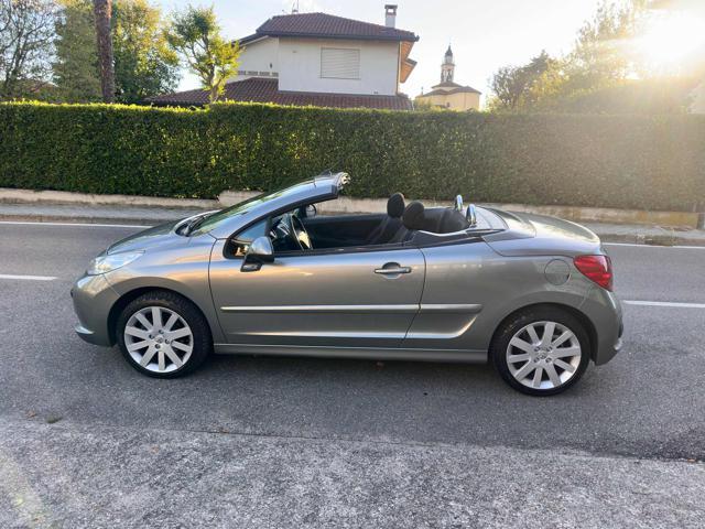 PEUGEOT 207 1.6 VTi 120CV CC Féline