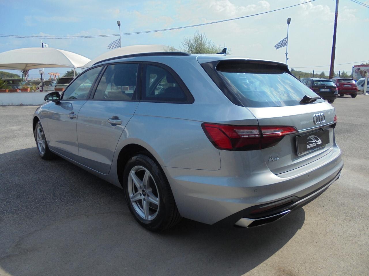 Audi A4 Avant 40 TDI S tronic Business