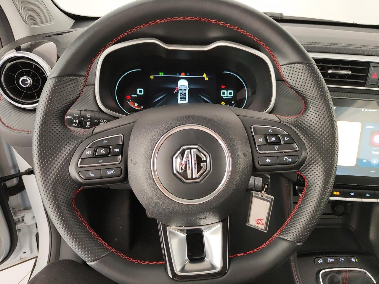 Mg ZS 1.5L 5MT LUXURY
