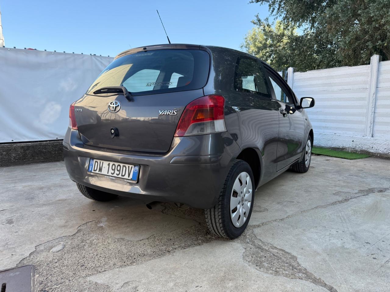 Toyota Yaris 1.3 3 porte Sol