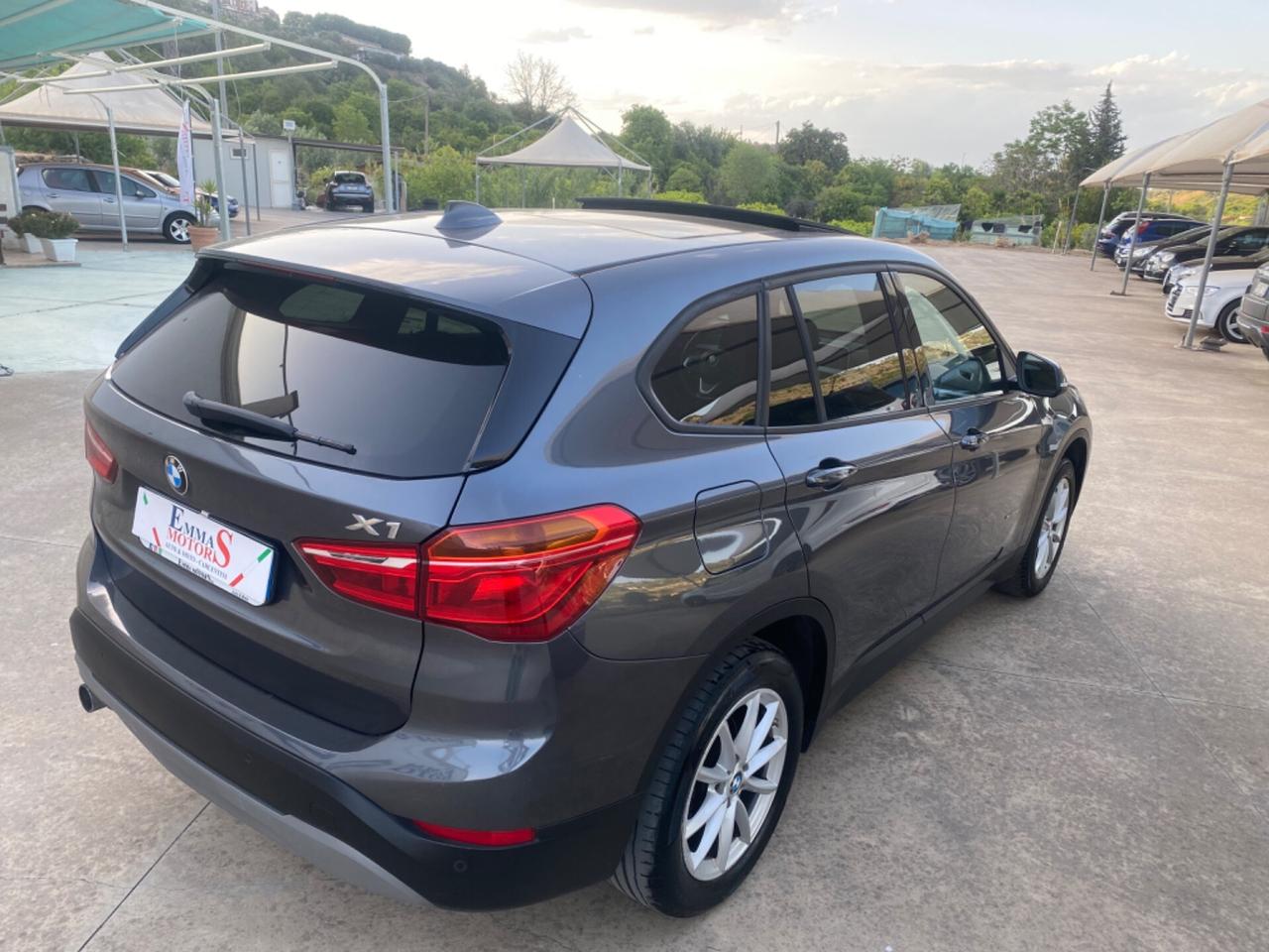 Bmw X1 BMW X1 X-Drive 18DBusiness 150 cv