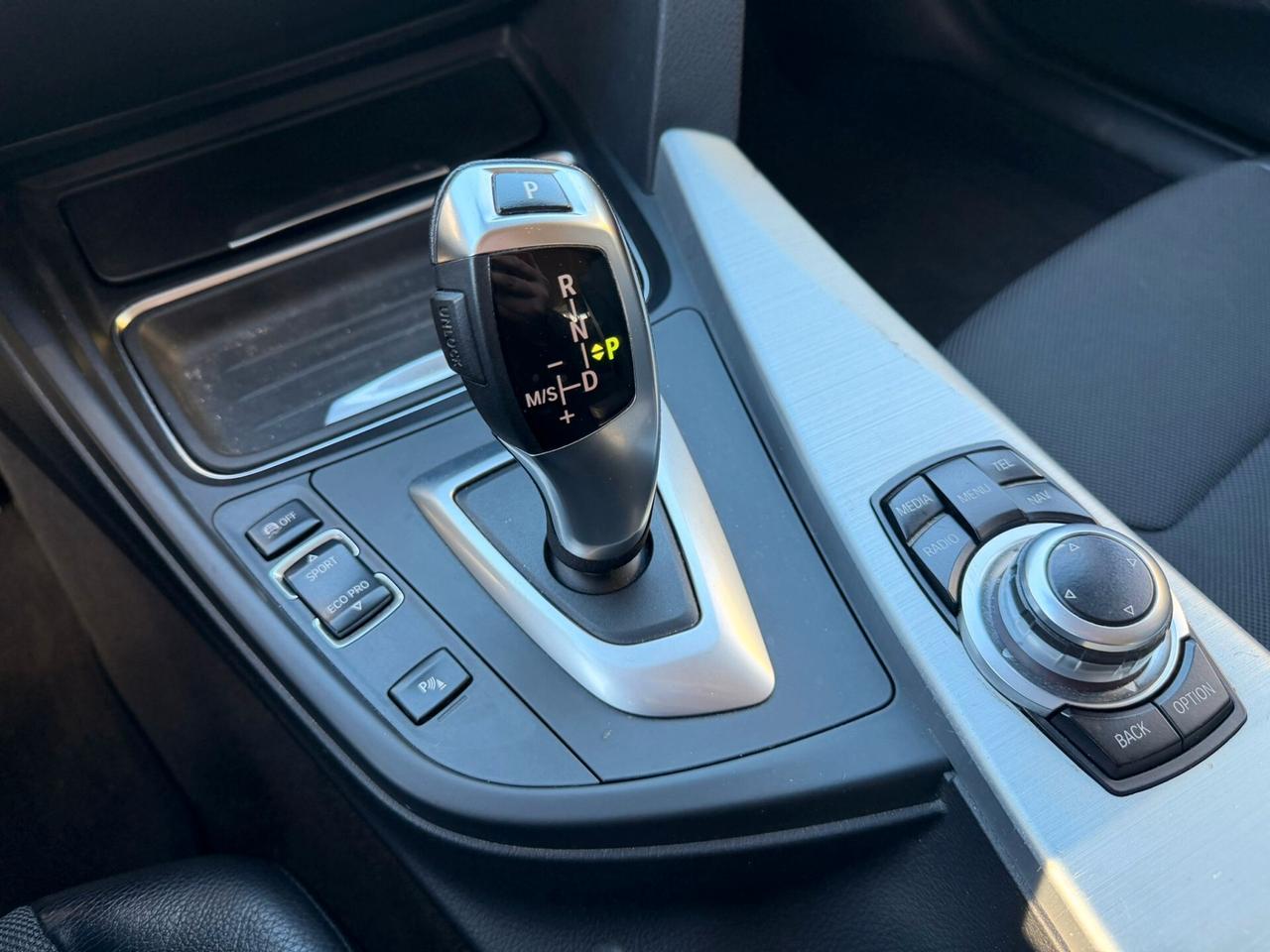 Bmw 320 320d xDrive Touring Modern