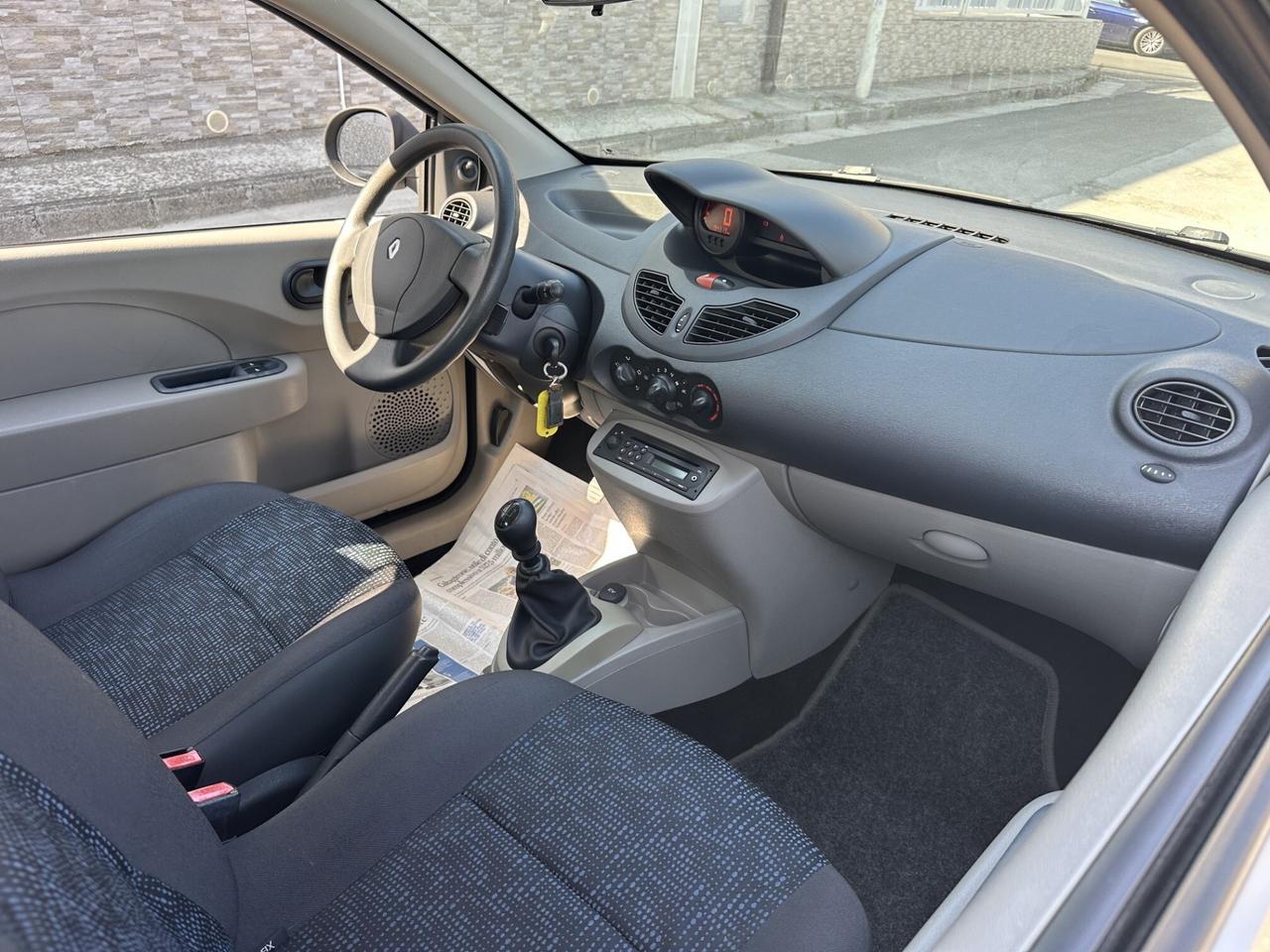 Renault Twingo 1.2 Benzina 60 Cv 2010 x neopatenta