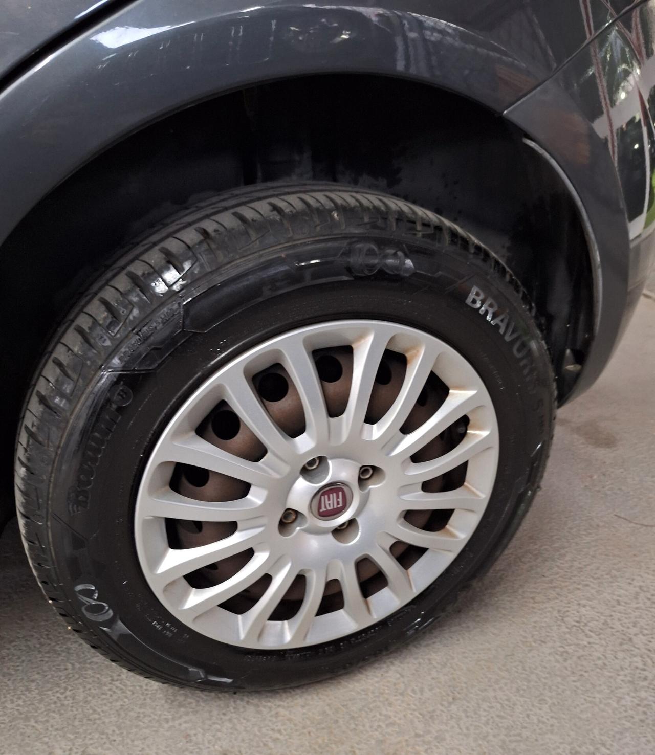 Fiat Punto Street 1.4 8V Natural Power Lounge