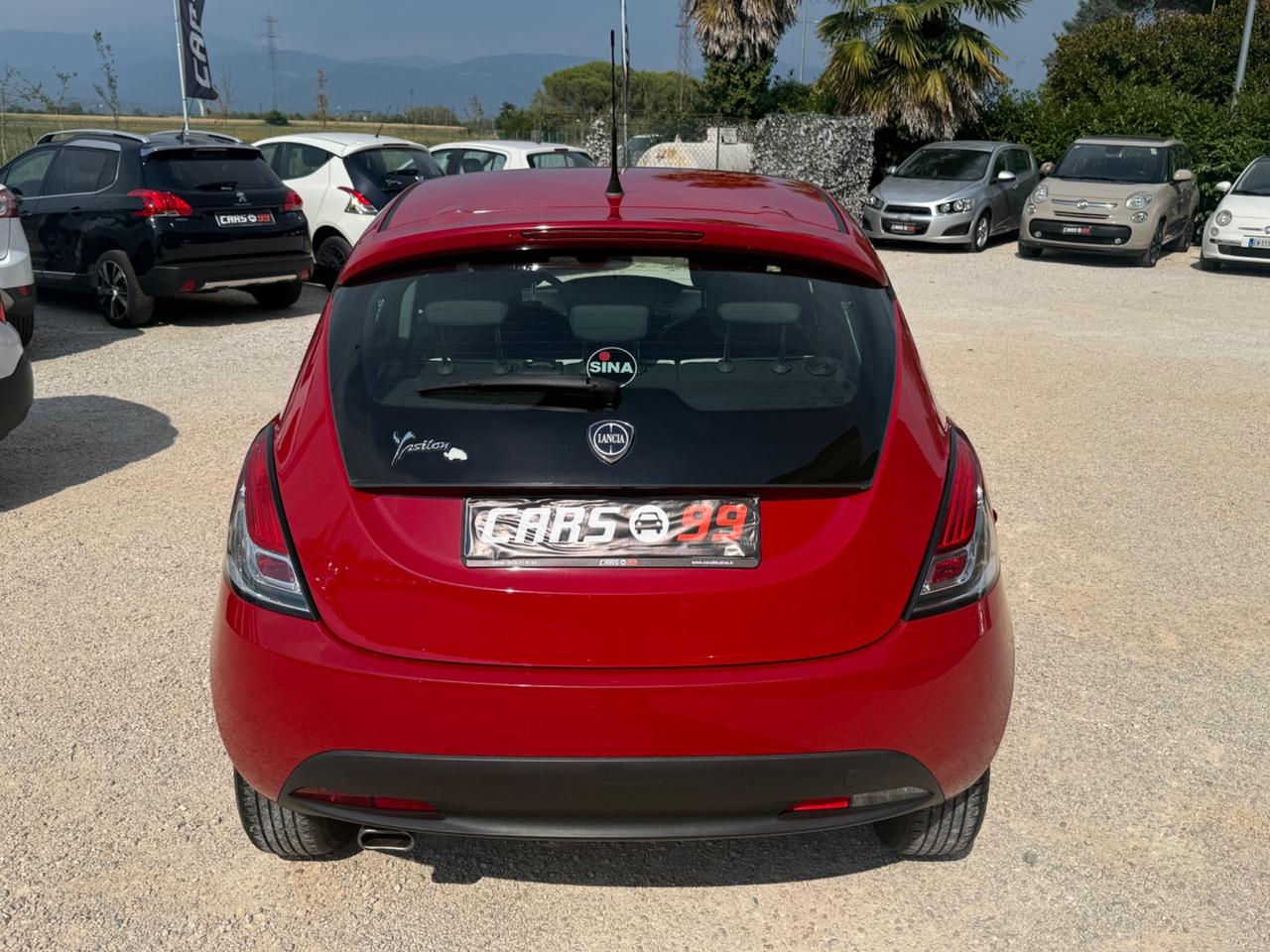 Lancia Ypsilon 1.2 69 CV 5 porte Elefantino