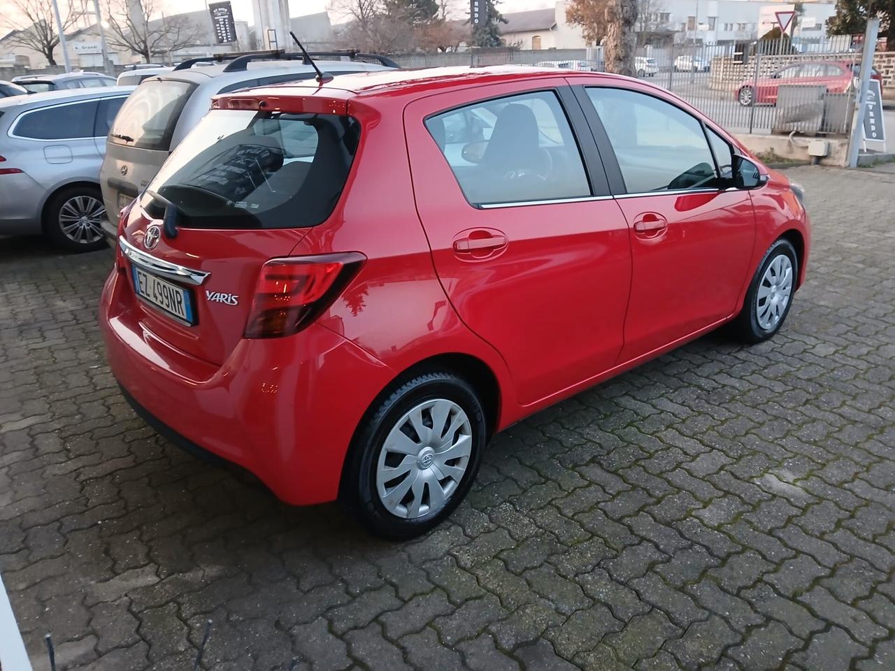 Toyota Yaris 1.4 D-4D 5 porte Lounge