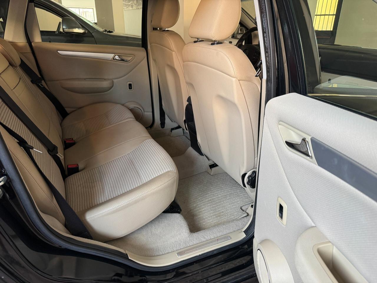 Mercedes-benz B 180 CDI Chrome Neopatentati