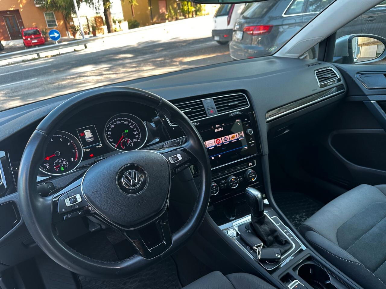 Volkswagen Golf 1.5 TGI DSG 5p. Executive BlueMotion Technology