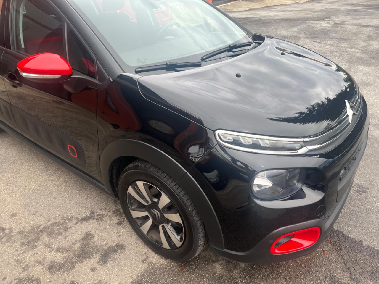 Citroen C3 PureTech 82 Shine- Km 77500-