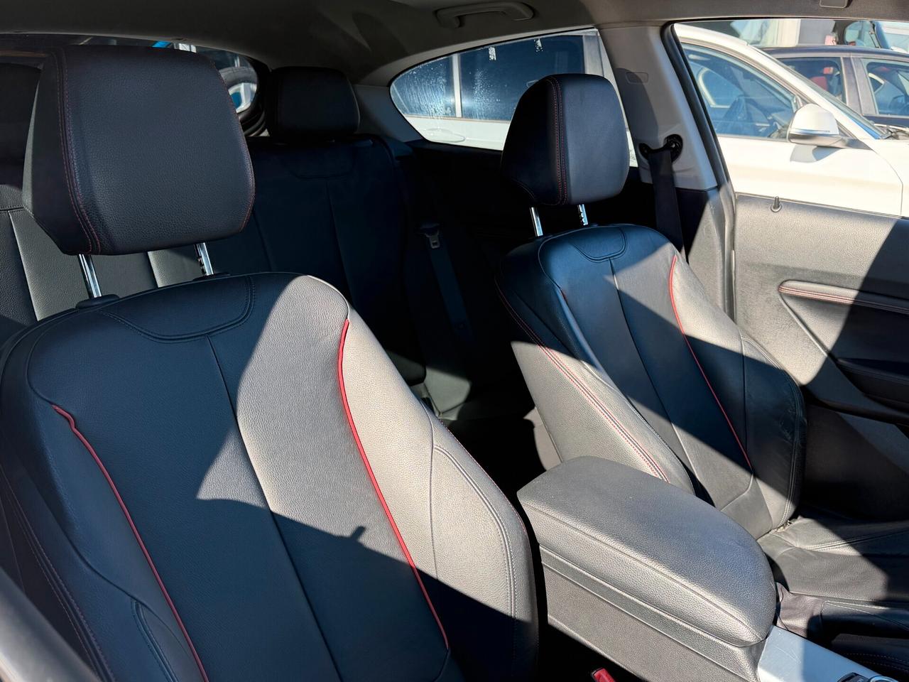 Bmw 116i 3p. Msport Neopatentati