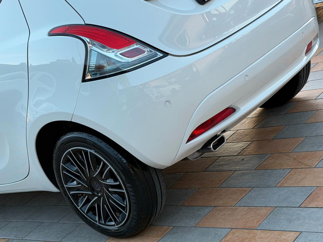 Lancia Ypsilon 1.2 69 cv. EcoChic GOLD (Imp GPL)