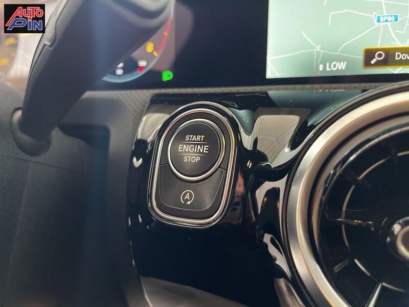Mercedes-Benz CLA Coupé CLA 220 d Automatic Premium *Tetto Apribile*