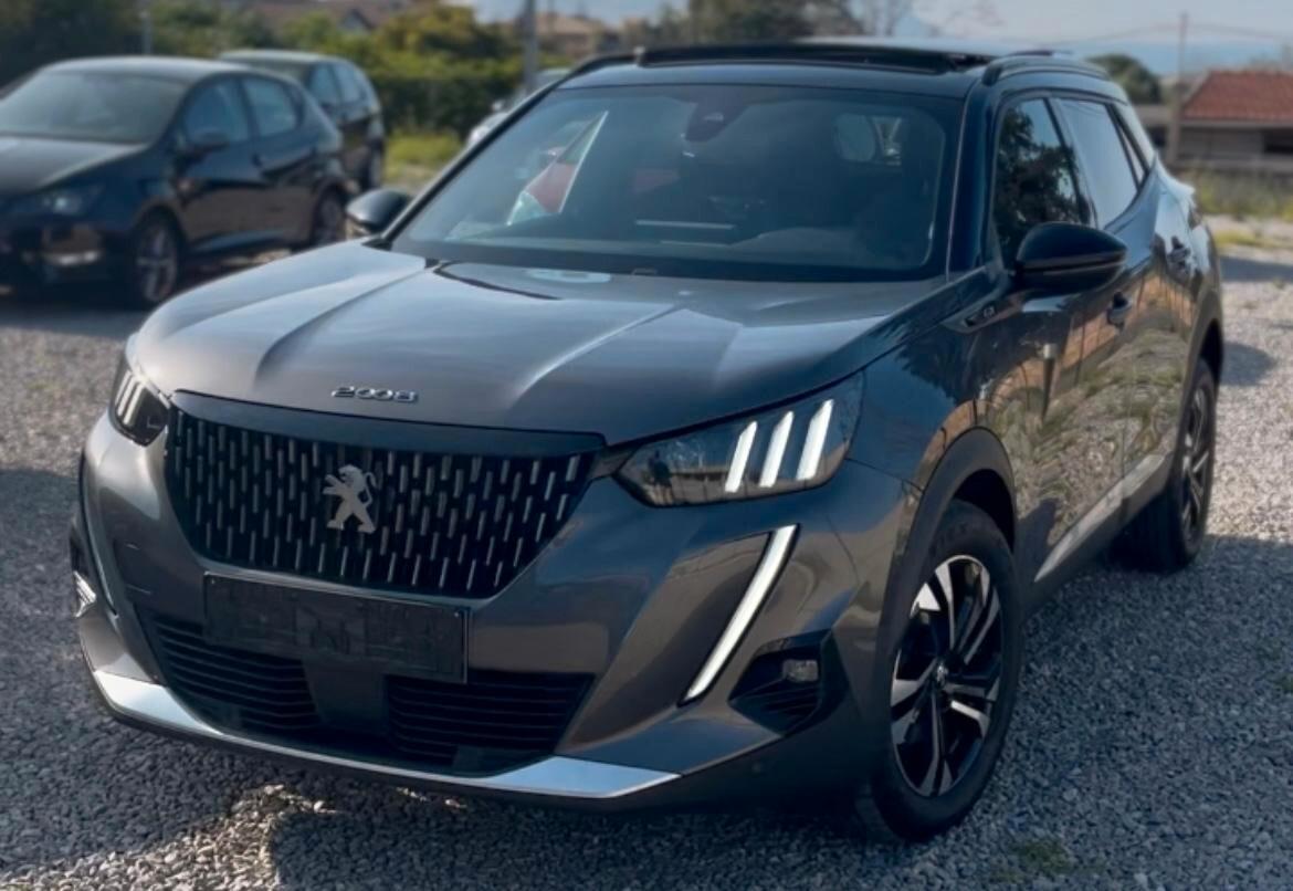 Peugeot 2008 GT 130 EAT8