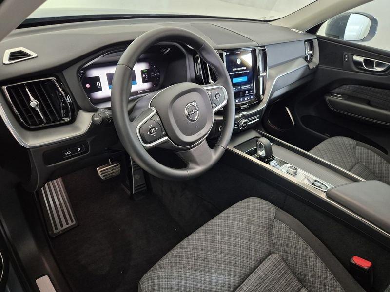 Volvo XC60 II 2022 2.0 t6 recharge phev obc 3,7kW Core awd auto