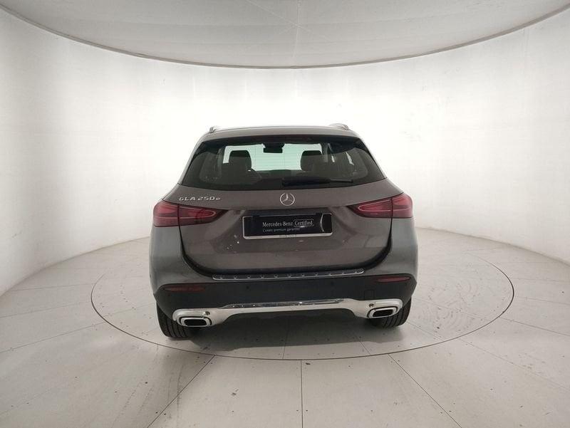 Mercedes-Benz GLA 250 e phev Progressive Advanced Plus auto