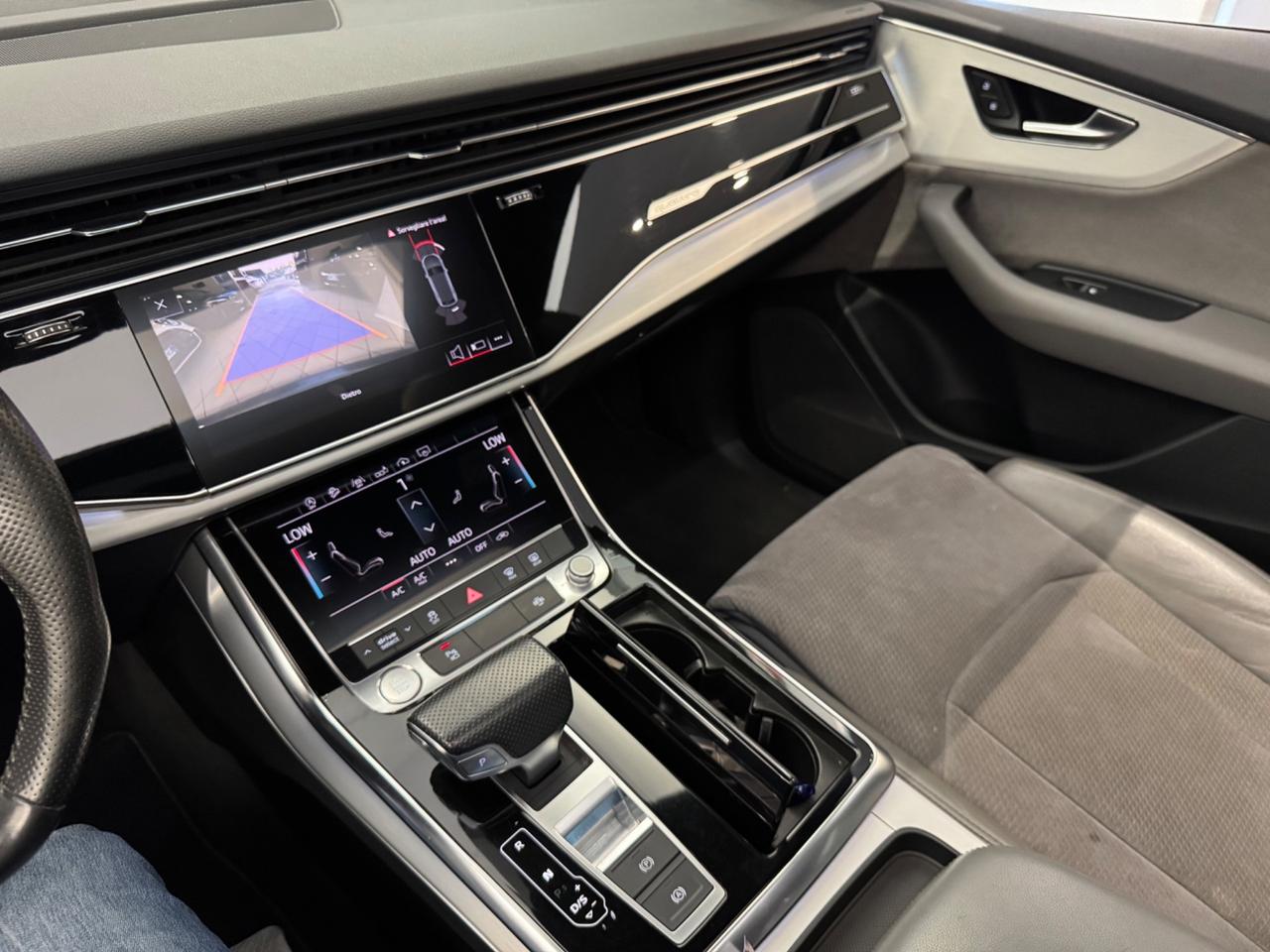 Audi Q8 50 TDI 286 CV auto con problemi al cambio