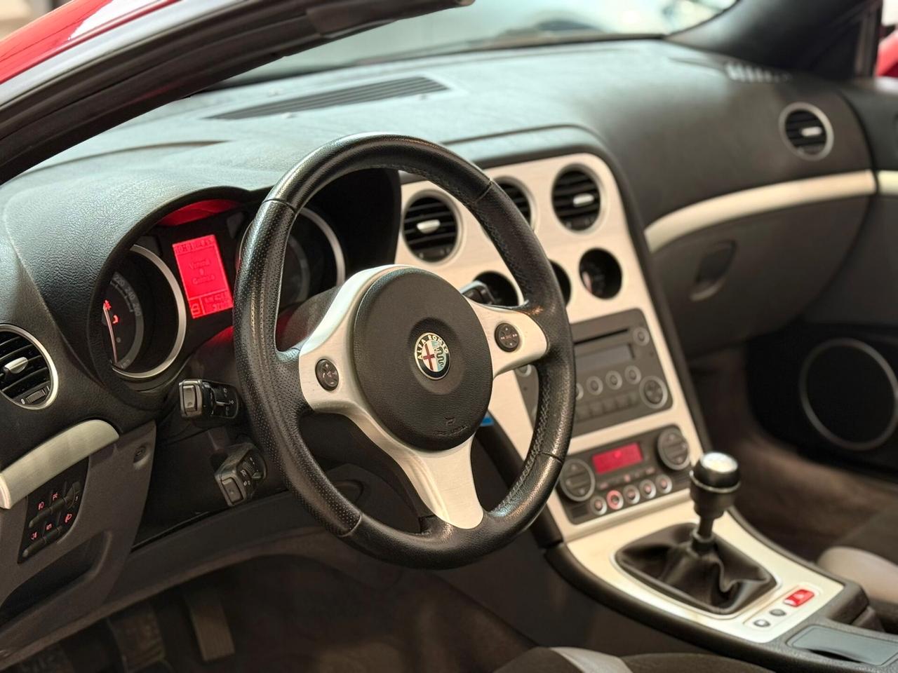 Alfa Romeo Spider 2.2 JTS 185 cv