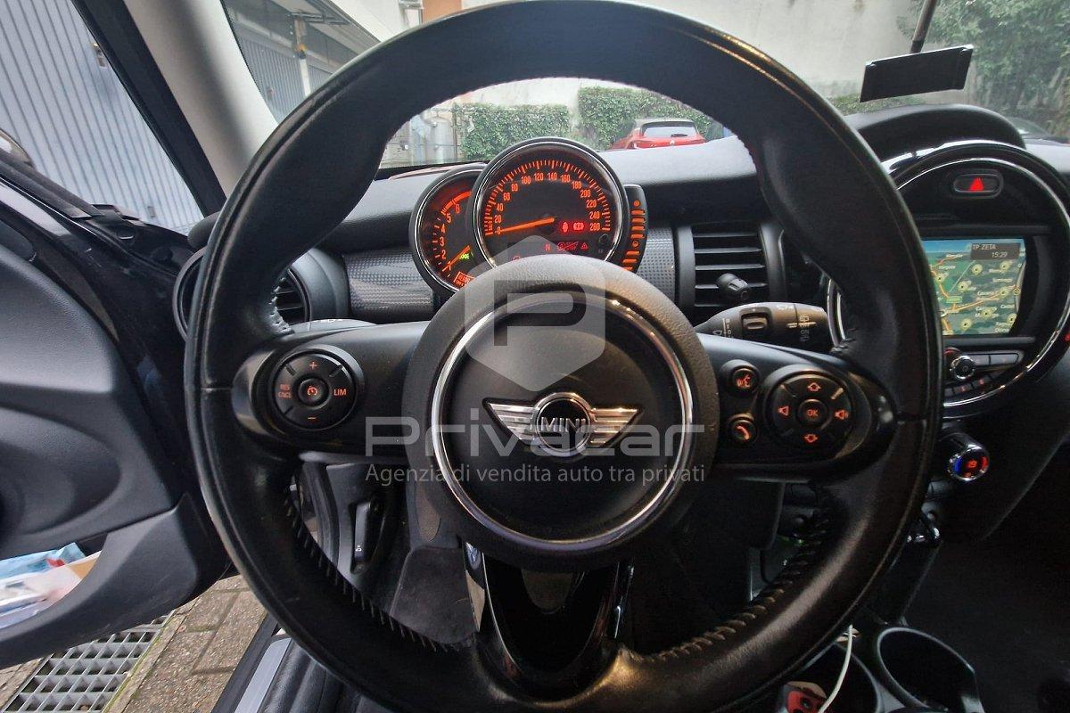 MINI Mini 1.5 Cooper D 5 porte