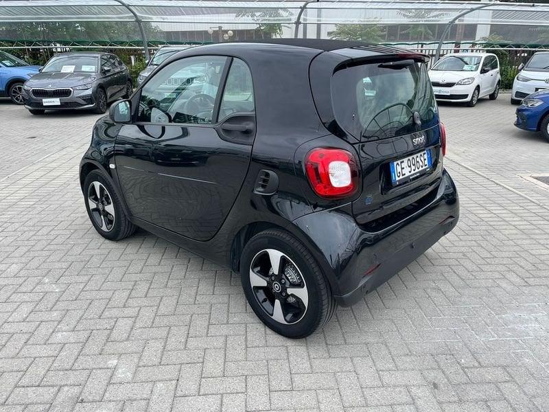 smart fortwo EQ berlin black Passion