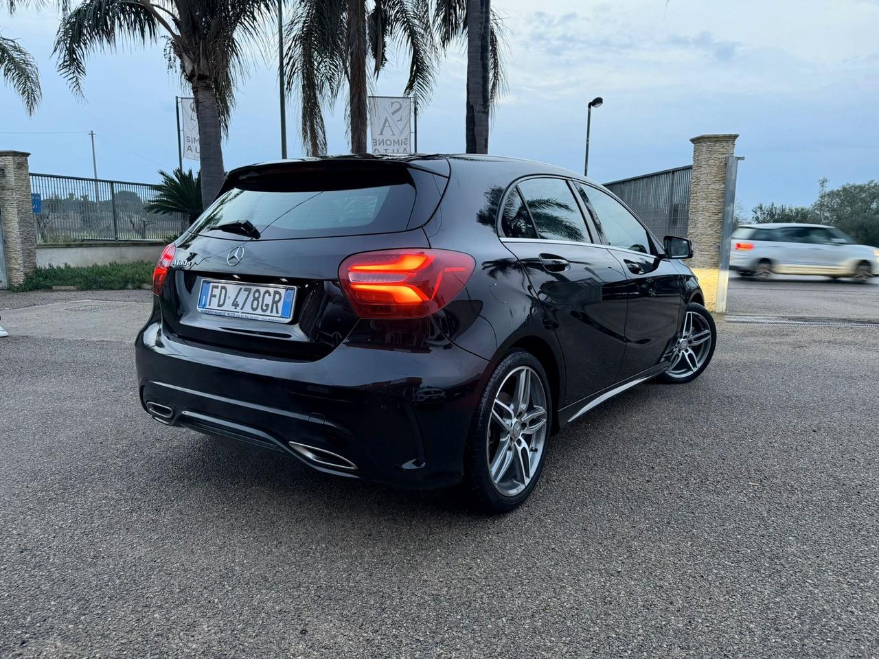 Mercedes-benz A 180d Automatic Premium AMG Pelle/Led