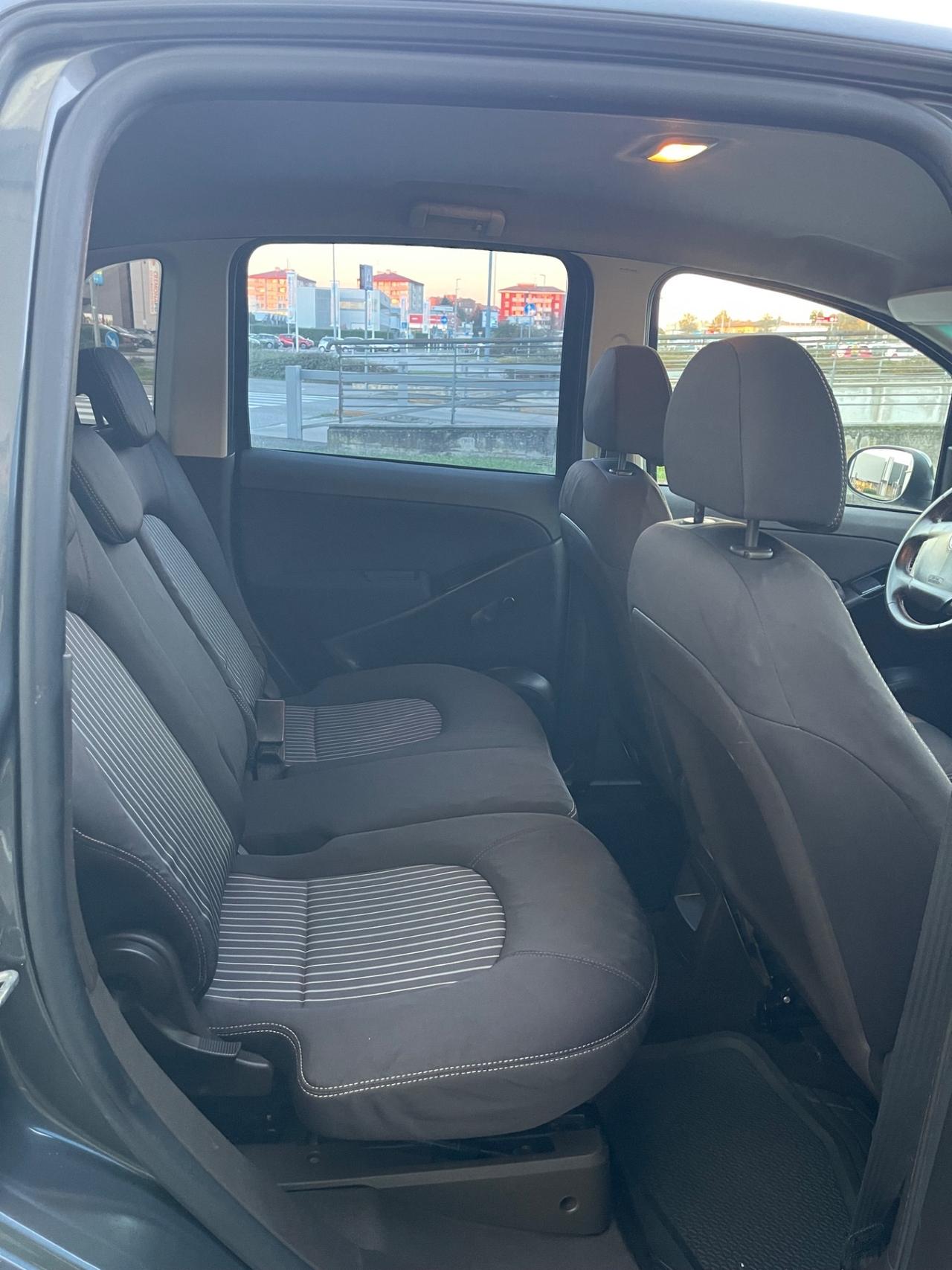 Lancia MUSA 1.3 Mjt 95 CV Platinum