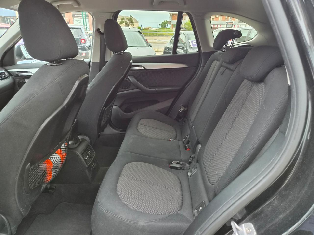 Bmw X1 sDrive18d Business