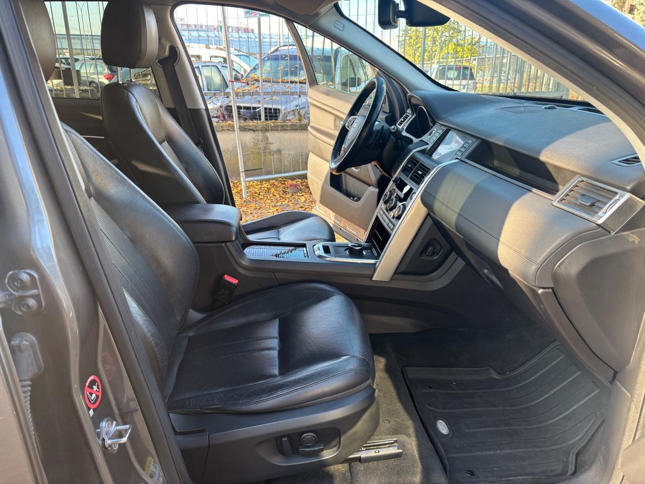 Land Rover Discovery Sport 2.0 TD4 180 CV HSE