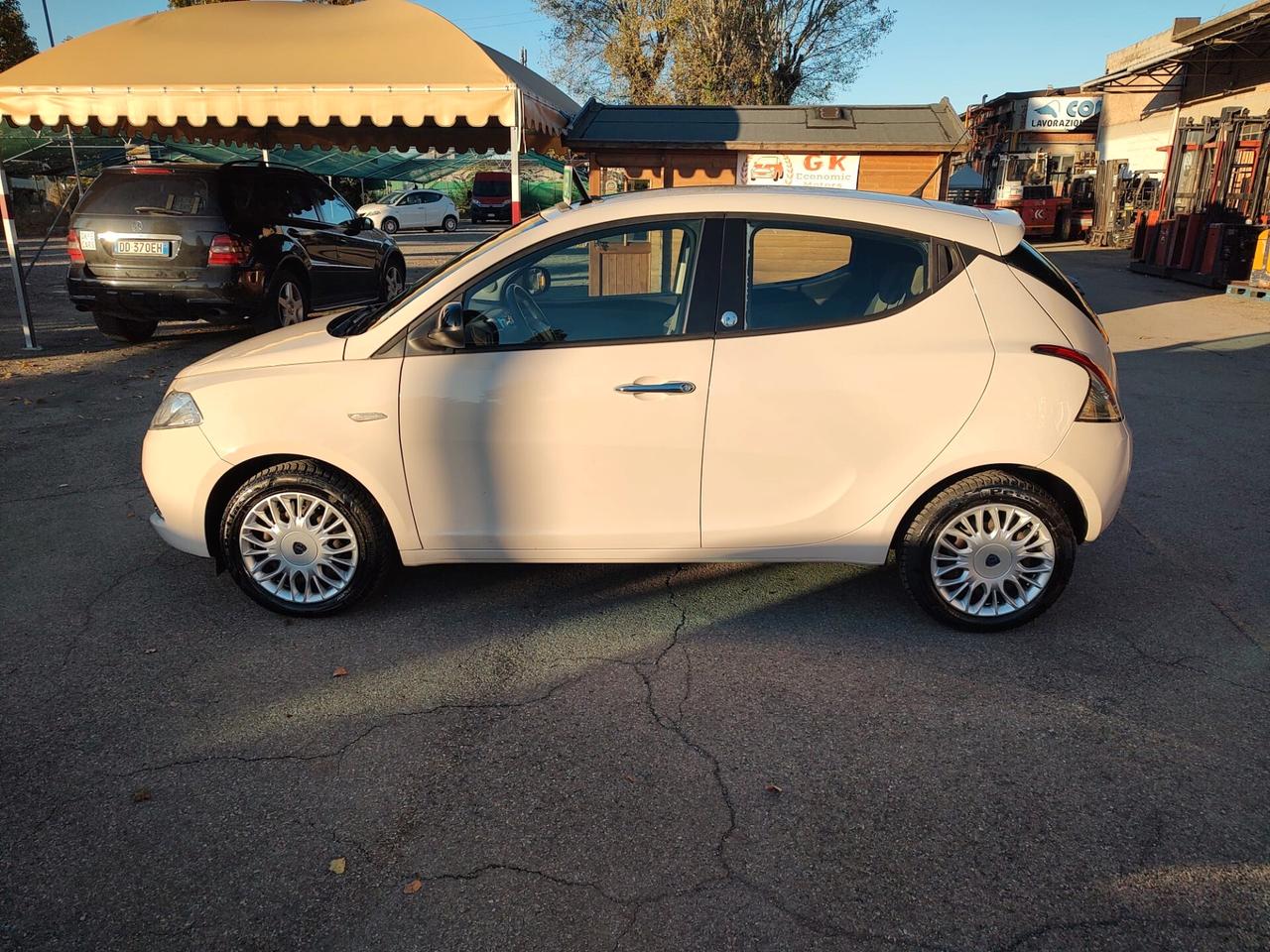 Lancia Ypsilon 1.2 , GPL, 5 PORTE ECOCHIC ELLE OK NEOPATENTATI, GARANZIA L.12 MESI