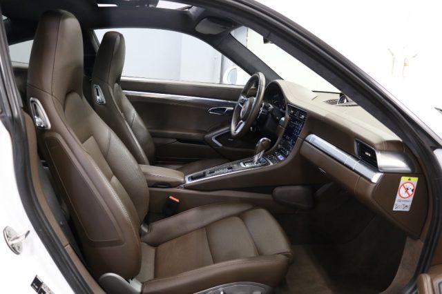 PORSCHE 911 3.0 Carrera 4 Coupé