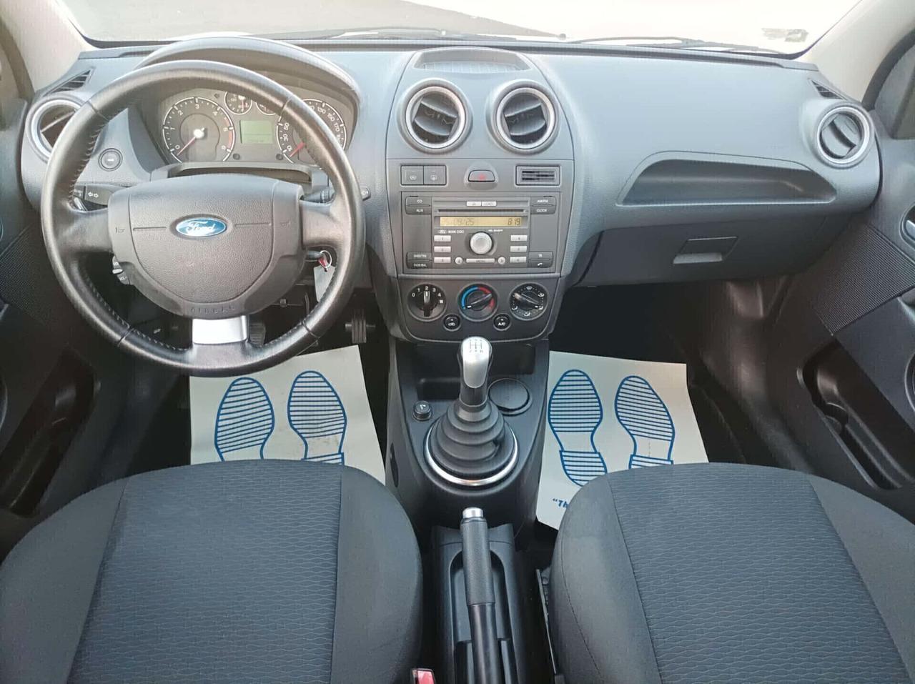 Ford Fiesta 1.4 TDCi 5p. Ghia