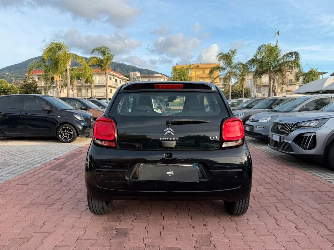 Citroen C1 PureTech 82 5 porte Shine