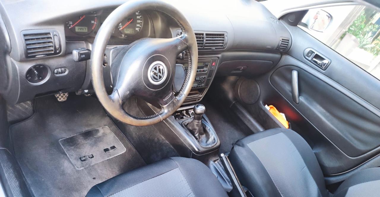 Volkswagen Passat 1.9 TDI/110 CV cat Trendline