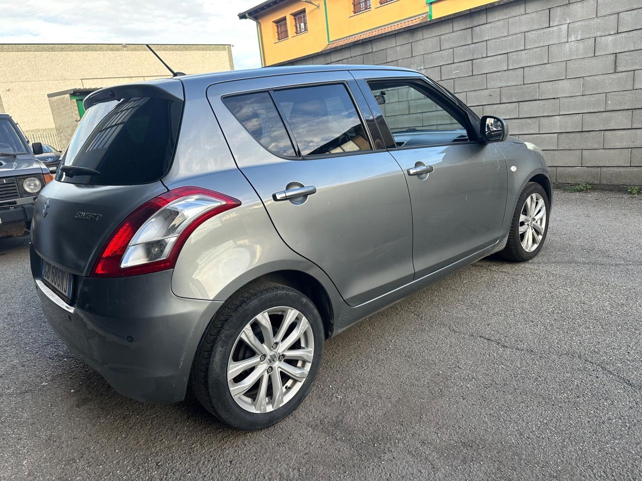 SUZUKI SWIFT BENZINA CAMBIO AUTOMATICO, NEOPATENTATI