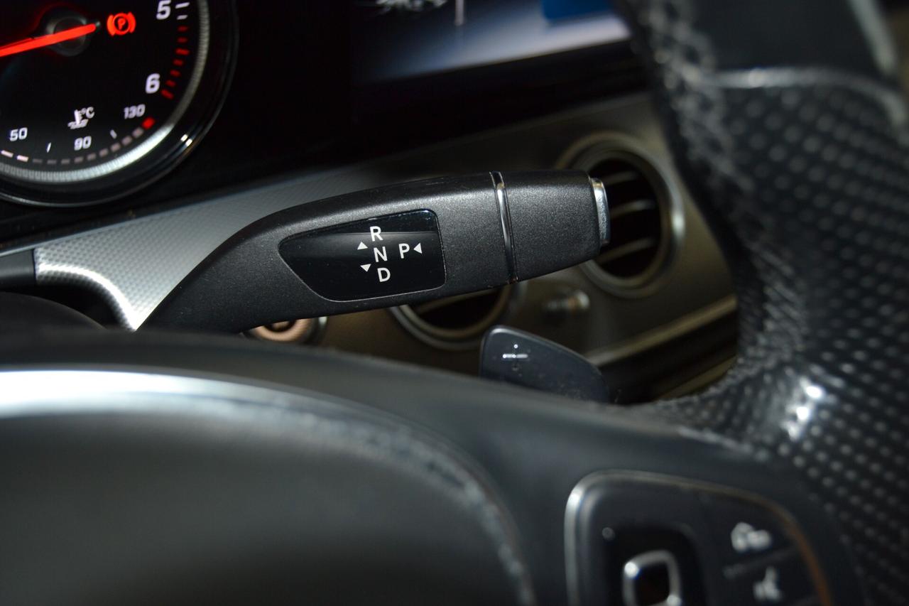 Mercedes E 220D Premium TETTO/Navi/Pelle/9G
