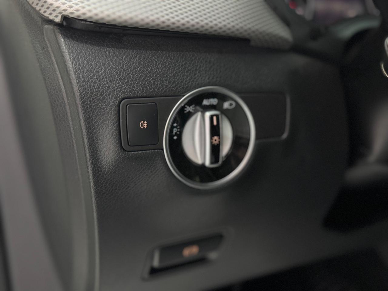 Mercedes-benz B 180d Automatic Premium AMG Iper Full