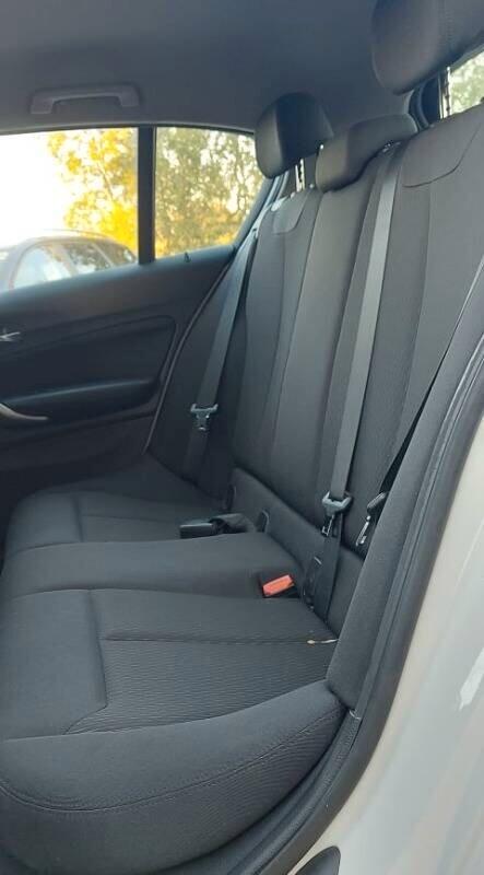 Bmw 118d 5p. Unique