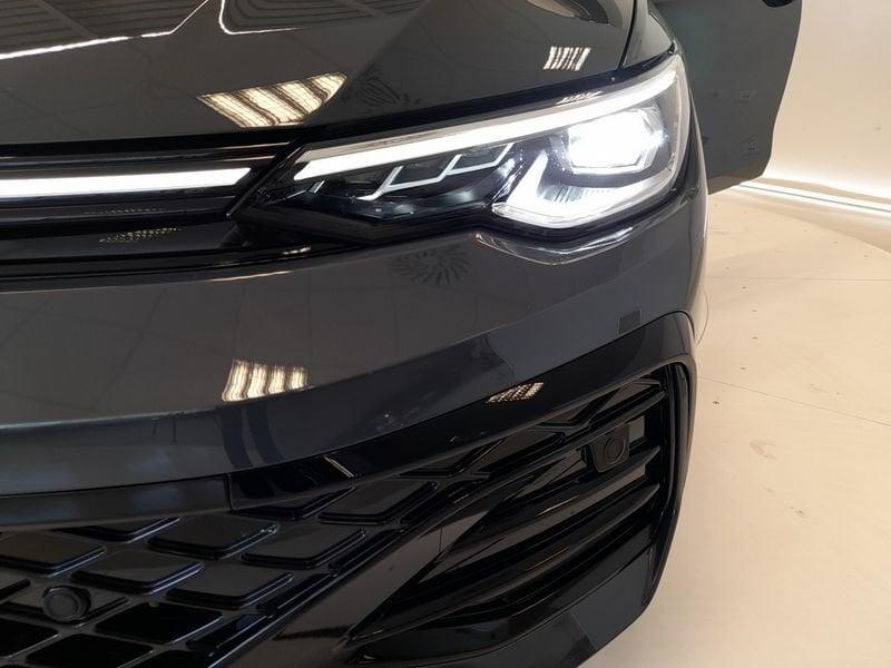 Volkswagen Golf 1.5 eTSI ACT 110kW R-Line Plus DSG