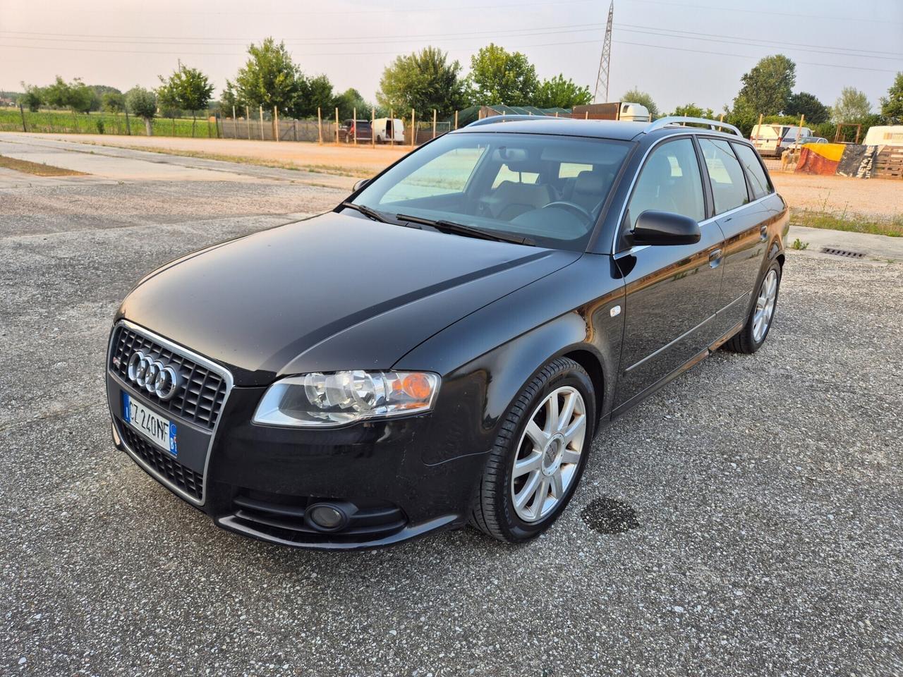 Audi A4 2.0 16V TDI Avant Top